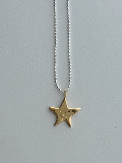 the star necklace