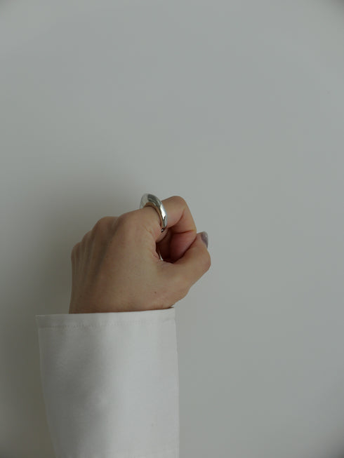 12. petal ring