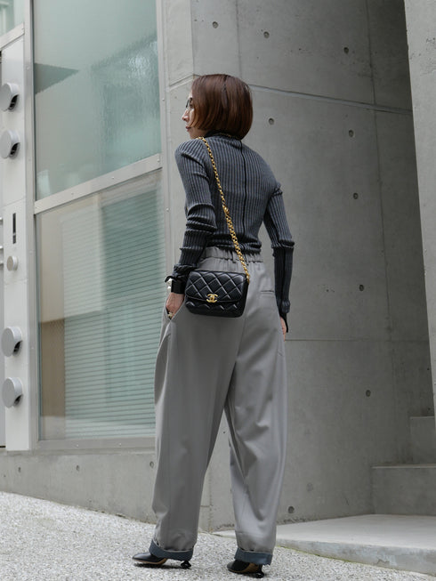 1210. smooth wool tuck pants(予約商品)