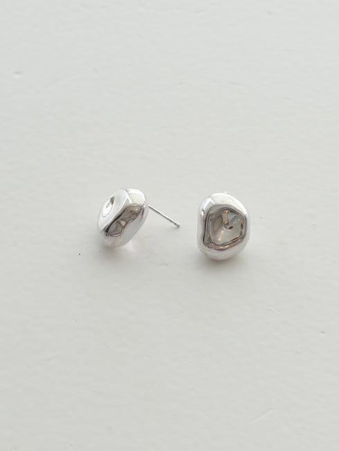 418. mini manon pierce/earring