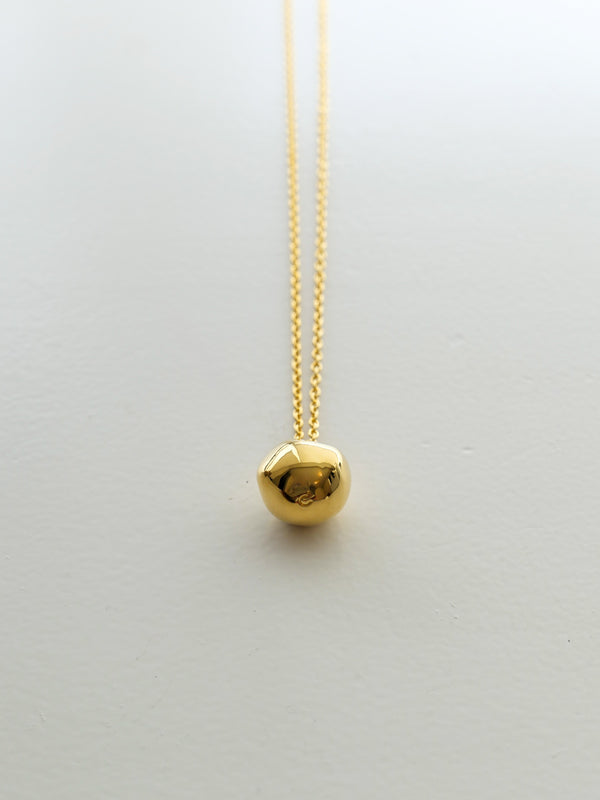 208. wonky ball necklace