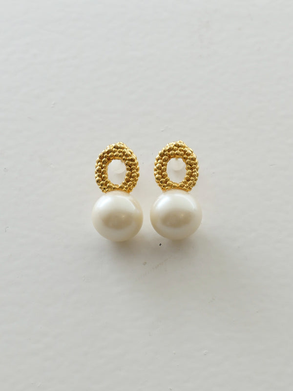 413. caviar pearl pierce/earring