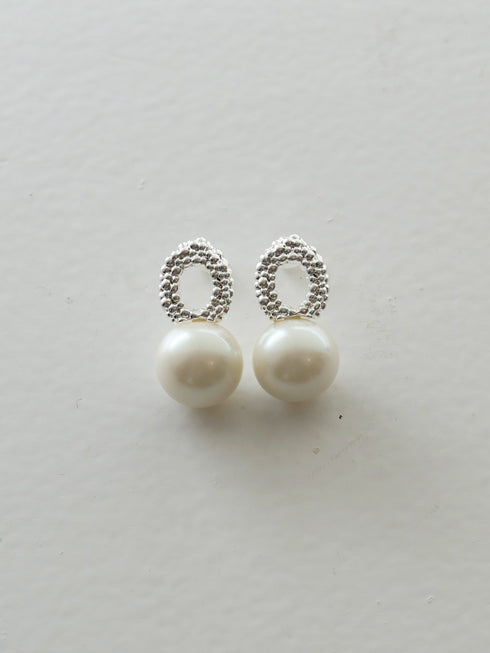 413. caviar pearl pierce/earring