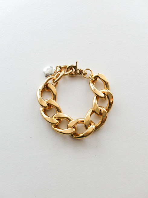 521. luxe chain brace