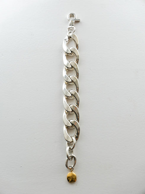 521. luxe chain brace