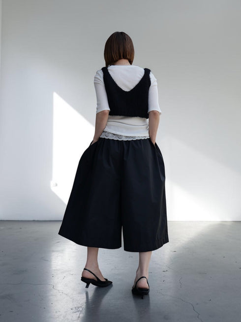 "NEW" lace trim tee(予約商品)