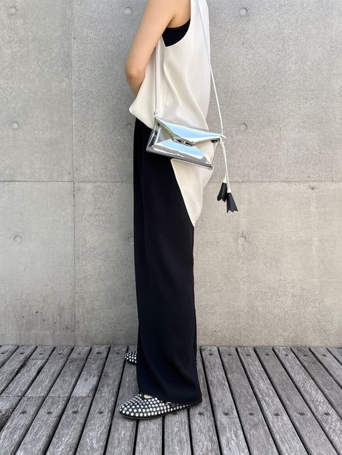 ORIGAMI- clear shoulder