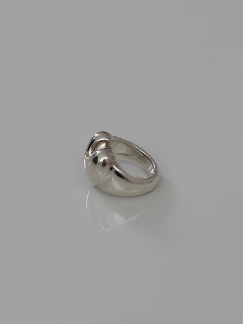 7. Big heart ring