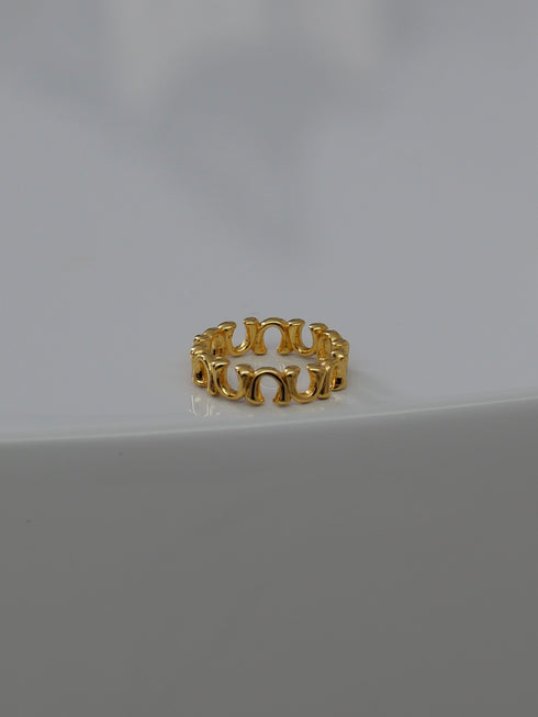 10. bonheur bonheur ring