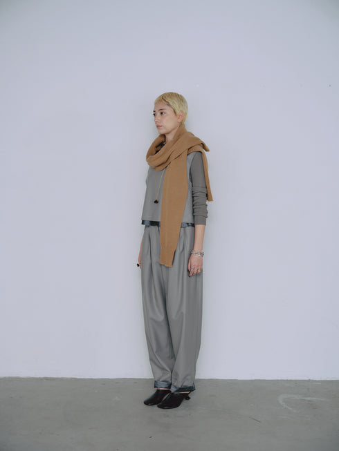 1210. smooth wool tuck pants(予約商品)