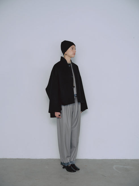 1210. smooth wool tuck pants(予約商品)