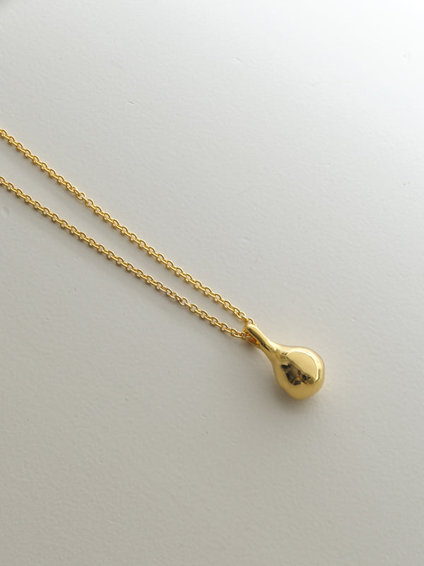 ✧ NEW ✧ floating drop necklace