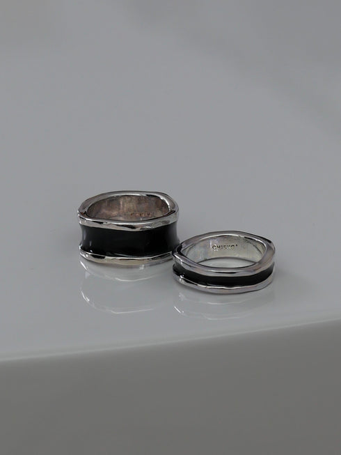 15. silver bobbin † black