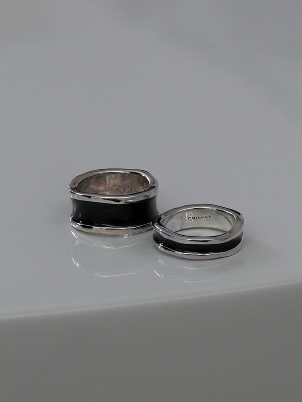 15. silver bobbin † black