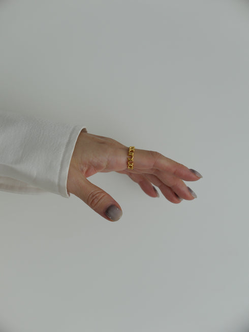 10. bonheur bonheur ring