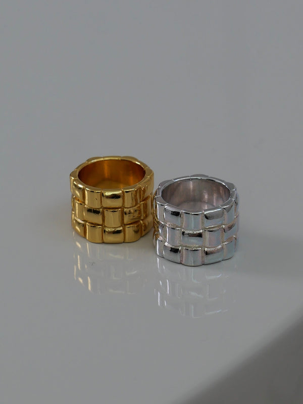 30. tricot ring