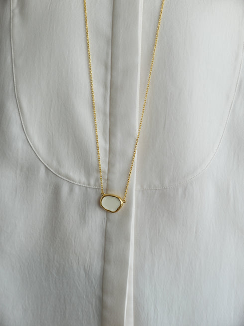 233. Lulu long necklace
