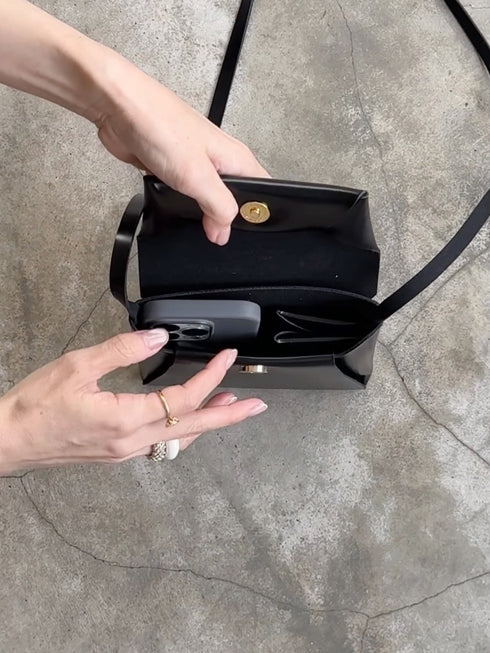 ORIGAMI- square shoulder