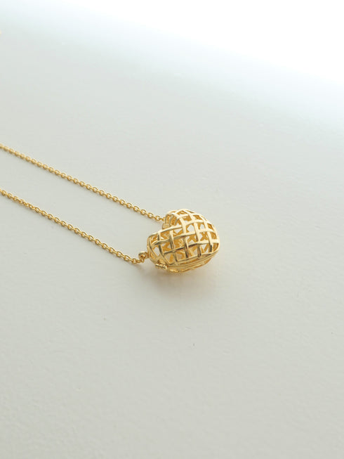 peekaboo heart necklace