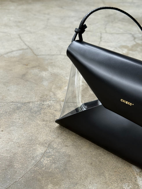 ORIGAMI- clear shoulder