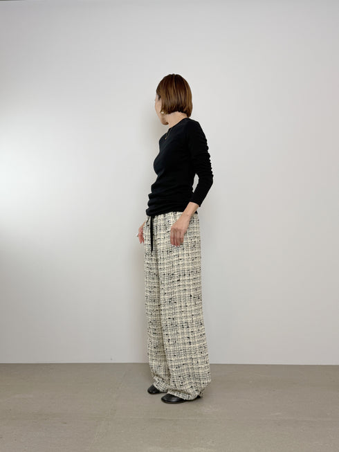 1025. Italian tweed easy pants