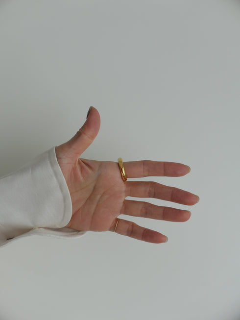 12. petal ring