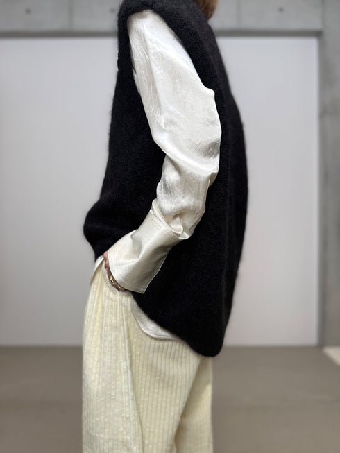 luxe knit 07-ritch mohair vest