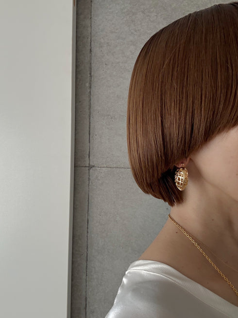 peekaboo heart hoop pierce