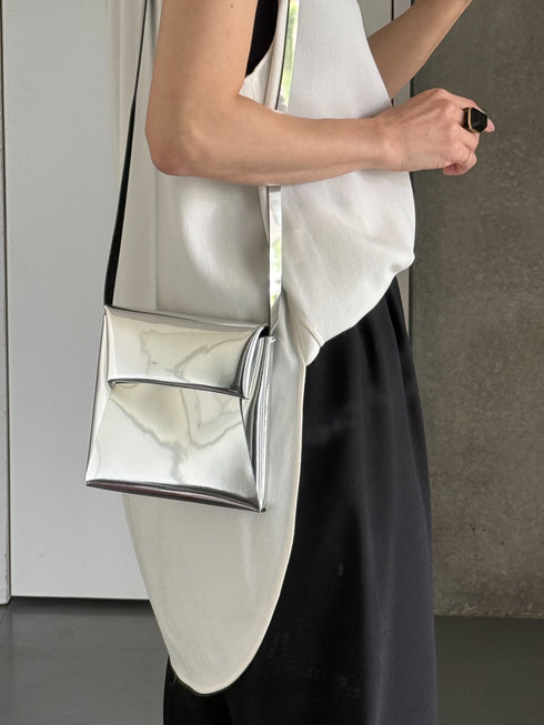 ORIGAMI- square shoulder
