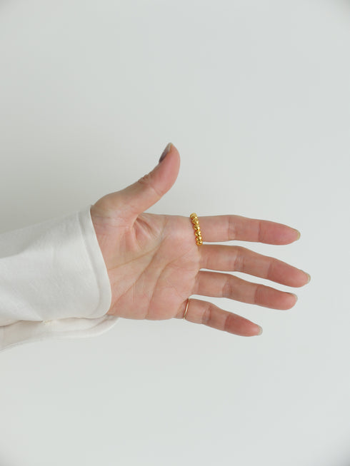 29. heart ring