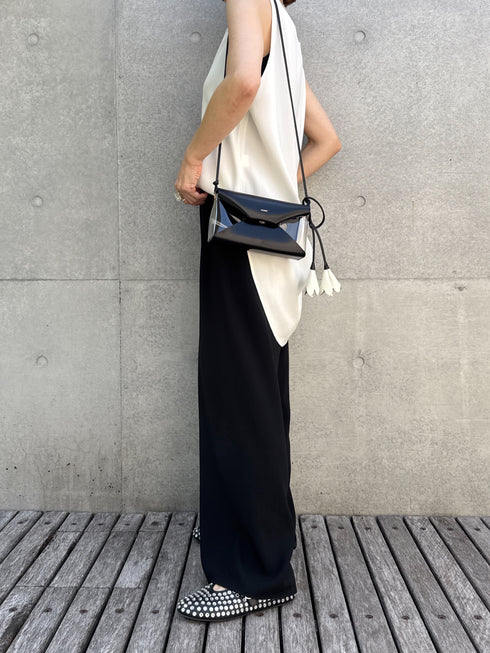 ORIGAMI- clear shoulder