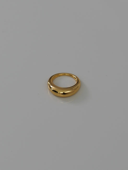 45. Luna ring