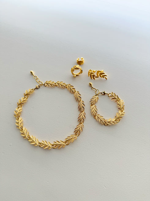 420. leaf pierce/earring