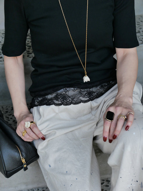 "NEW" lace trim tee(予約商品)