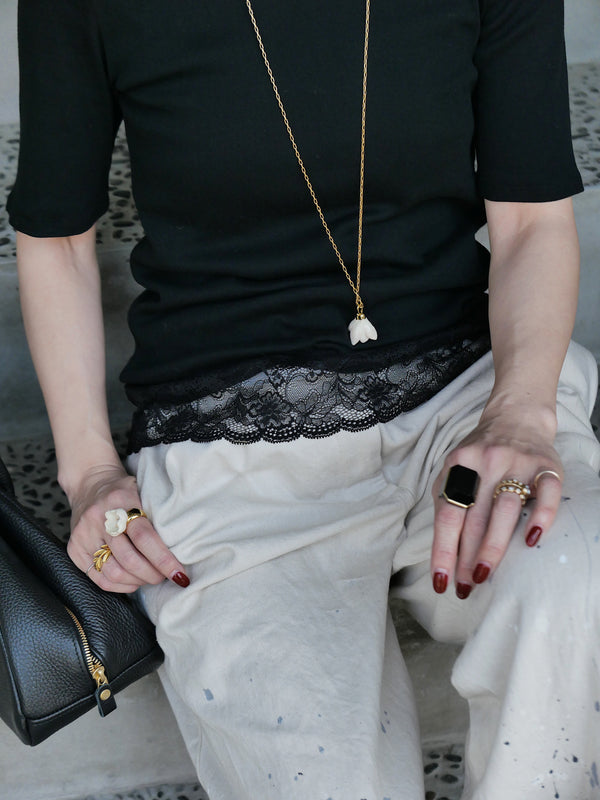 "NEW" lace trim tee(予約商品)