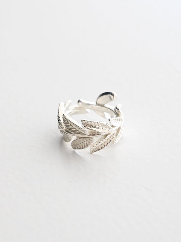 leaf ring