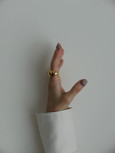 7. Big heart ring