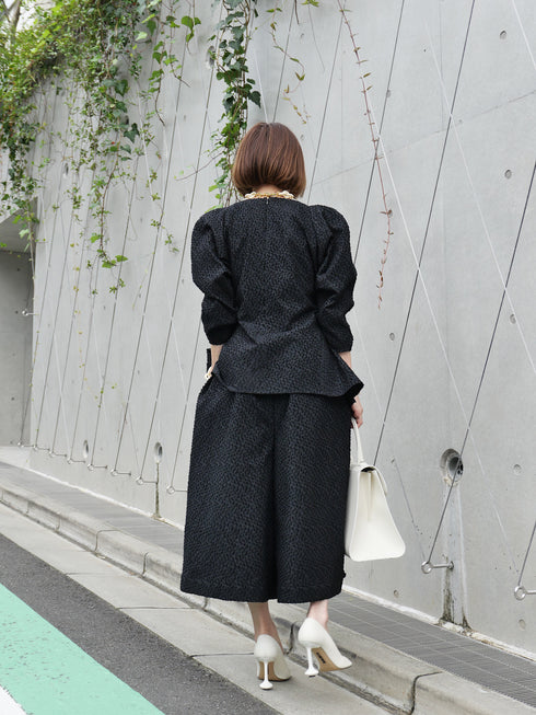1224. jacquard form peplum top(先行予約)