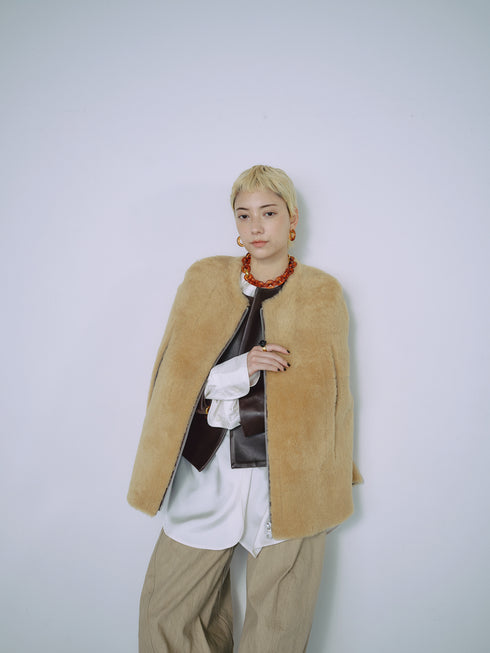 1201. Elise shearling cape jacket(予約商品)※ギフトあり