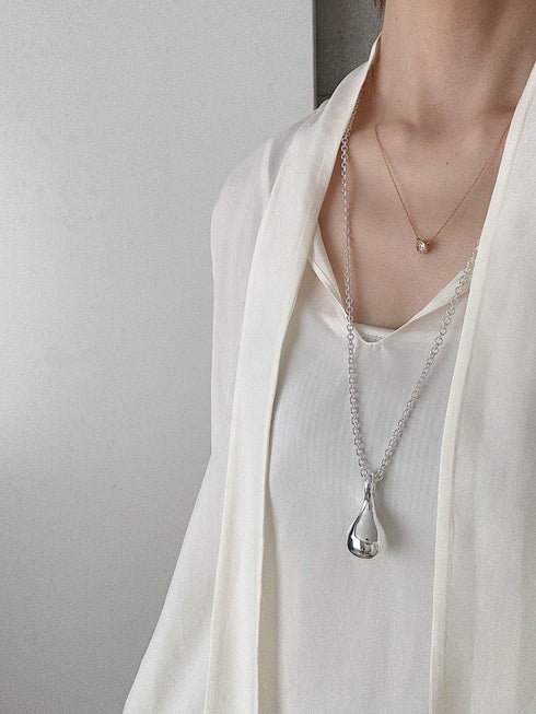 224. floating drop necklace