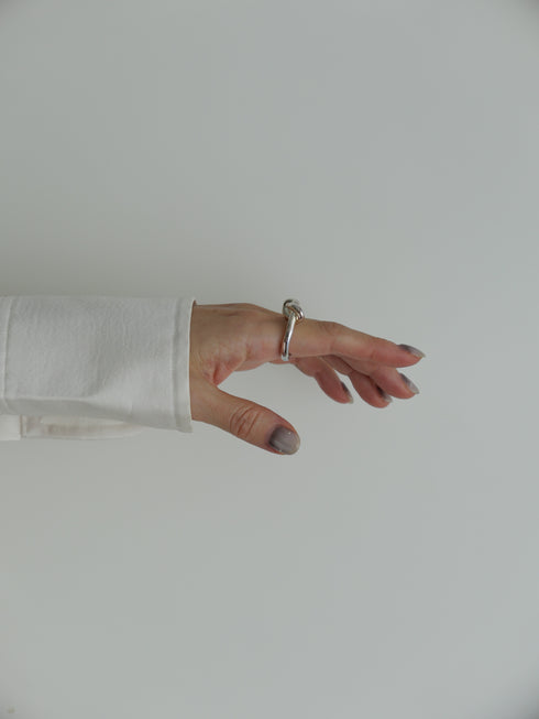 42. knot ring