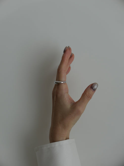 45. Luna ring