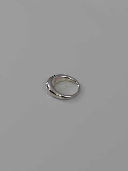 45. Luna ring
