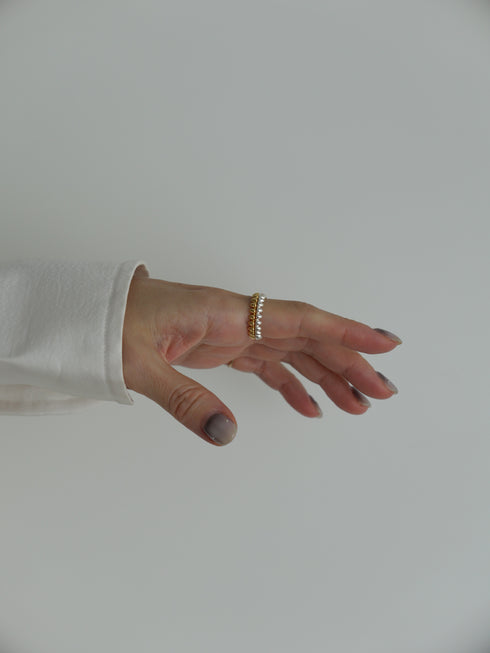 28. togetoge sandwich ring