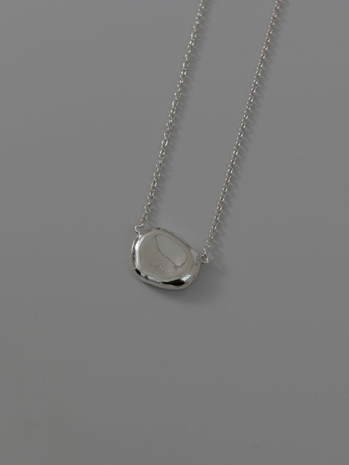 233. Lulu long necklace