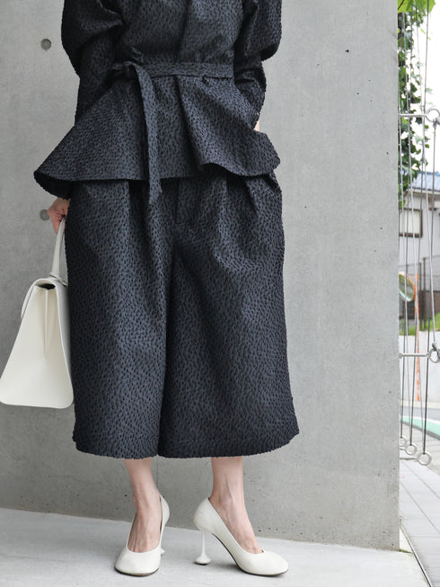 1224. jacquard form peplum top(先行予約)