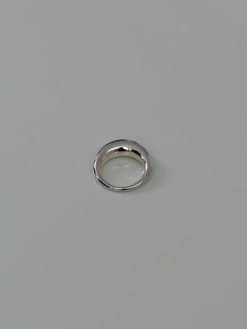 45. Luna ring
