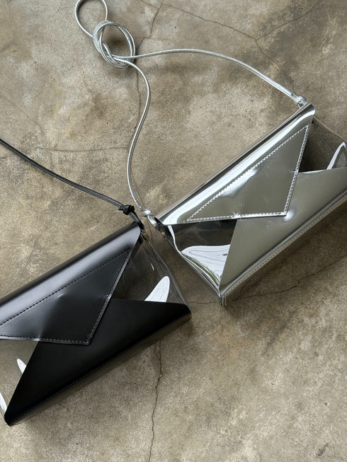 ORIGAMI- clear shoulder