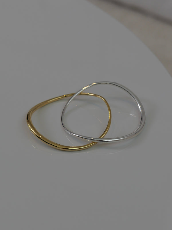513. butterfly bangle