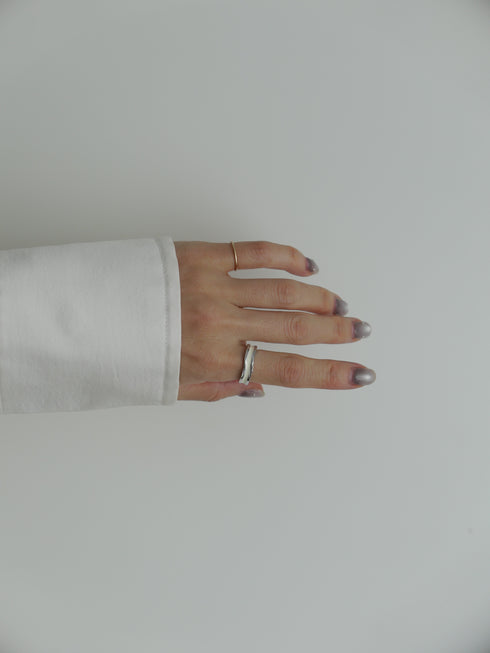 16. silver bobbin † white